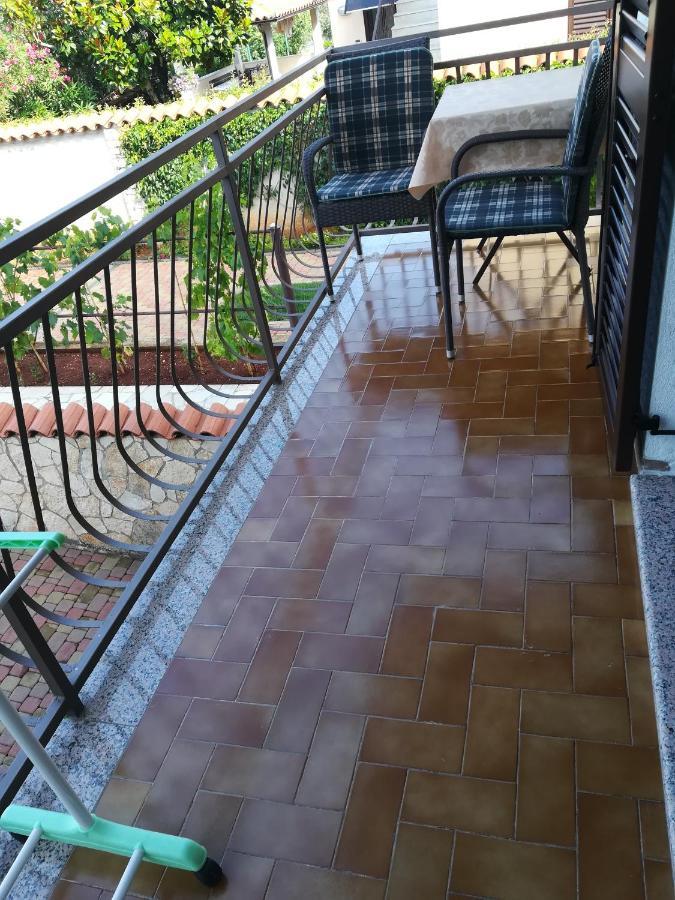 פורץ Apartmani Villa Otilija מראה חיצוני תמונה