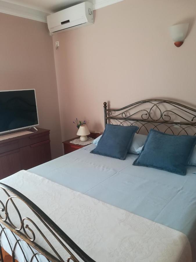 פורץ Apartmani Villa Otilija מראה חיצוני תמונה