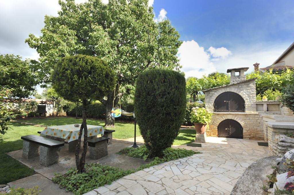פורץ Apartmani Villa Otilija מראה חיצוני תמונה