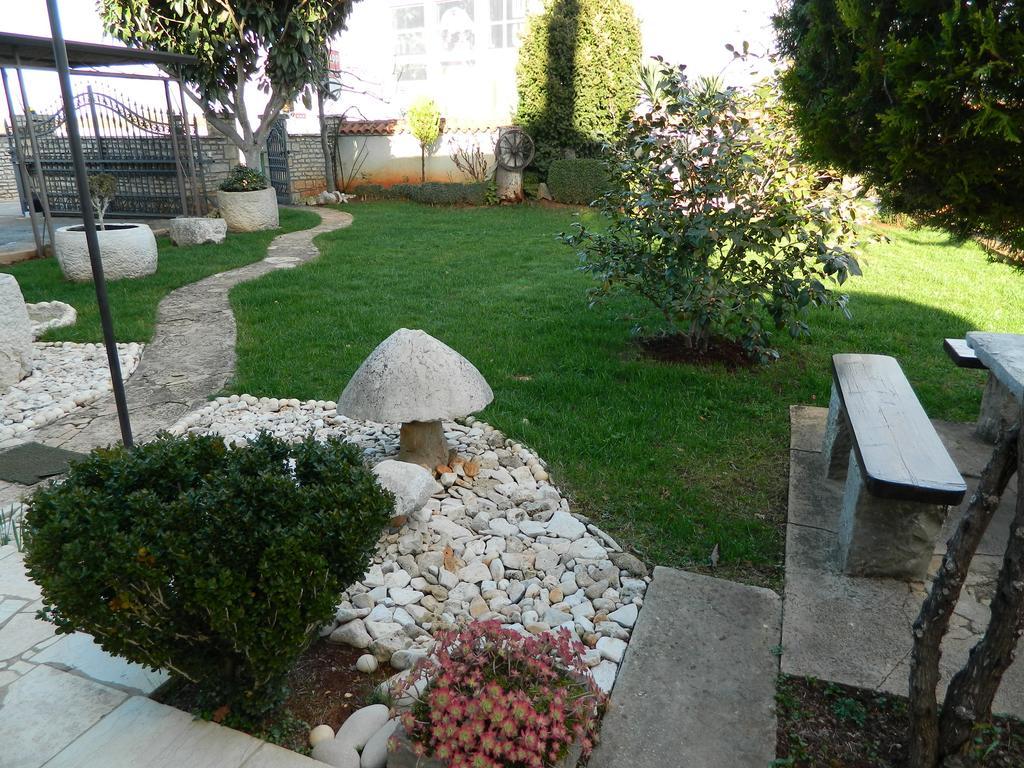 פורץ Apartmani Villa Otilija מראה חיצוני תמונה