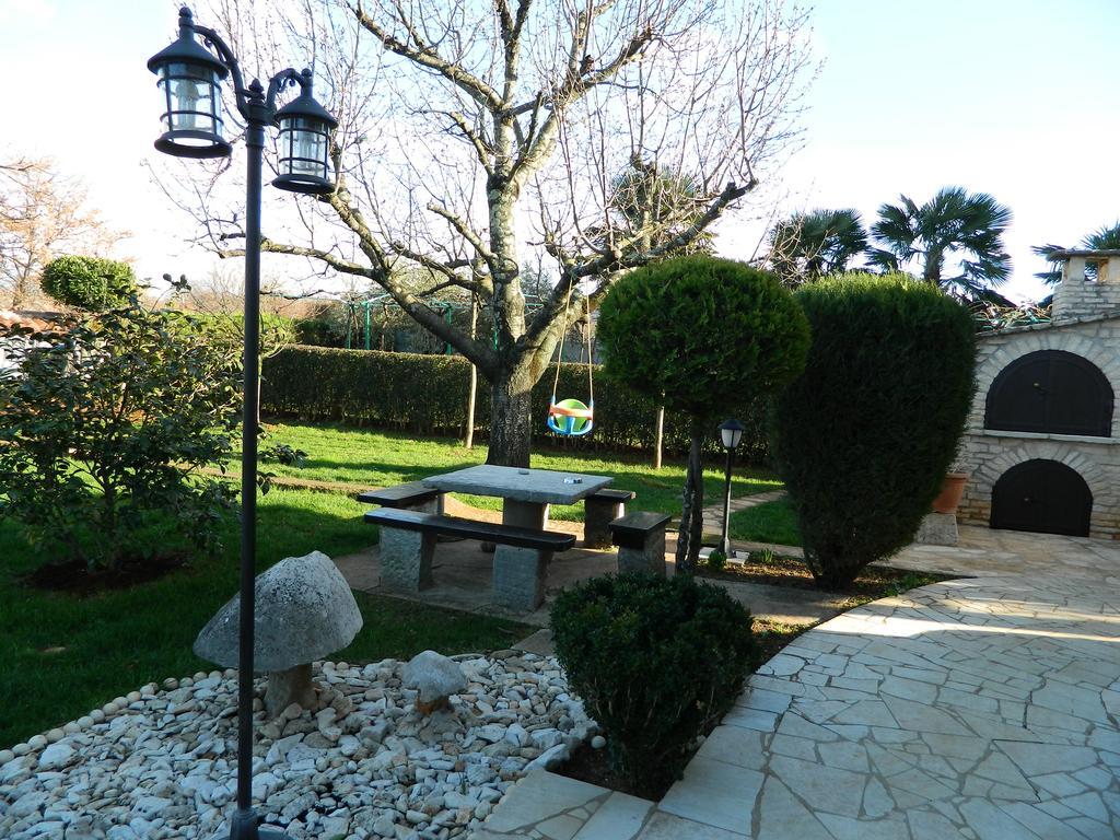 פורץ Apartmani Villa Otilija מראה חיצוני תמונה
