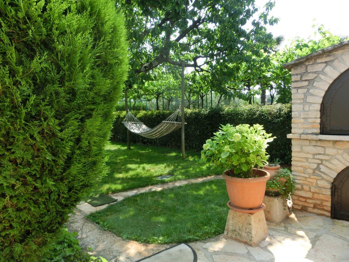 פורץ Apartmani Villa Otilija מראה חיצוני תמונה